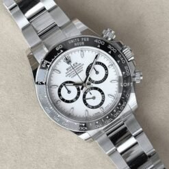 ROLEX DAYTONA ( SILVER & WHITE DIAL ) (OG BOX)